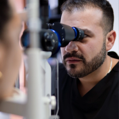 Precio de Retinólogo en Quito Ecuador